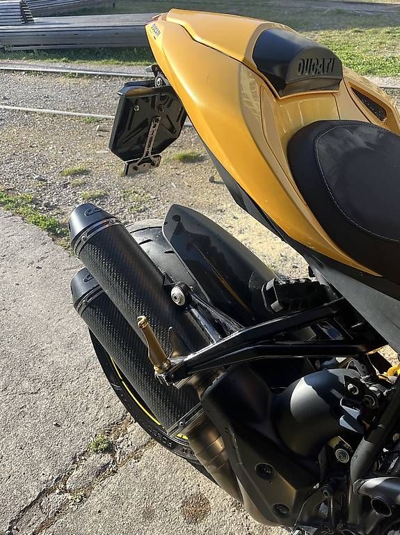 Ducati Strada: Ducati Streetfighter 848 – Usato da Zug venduto da Messestaedter 3