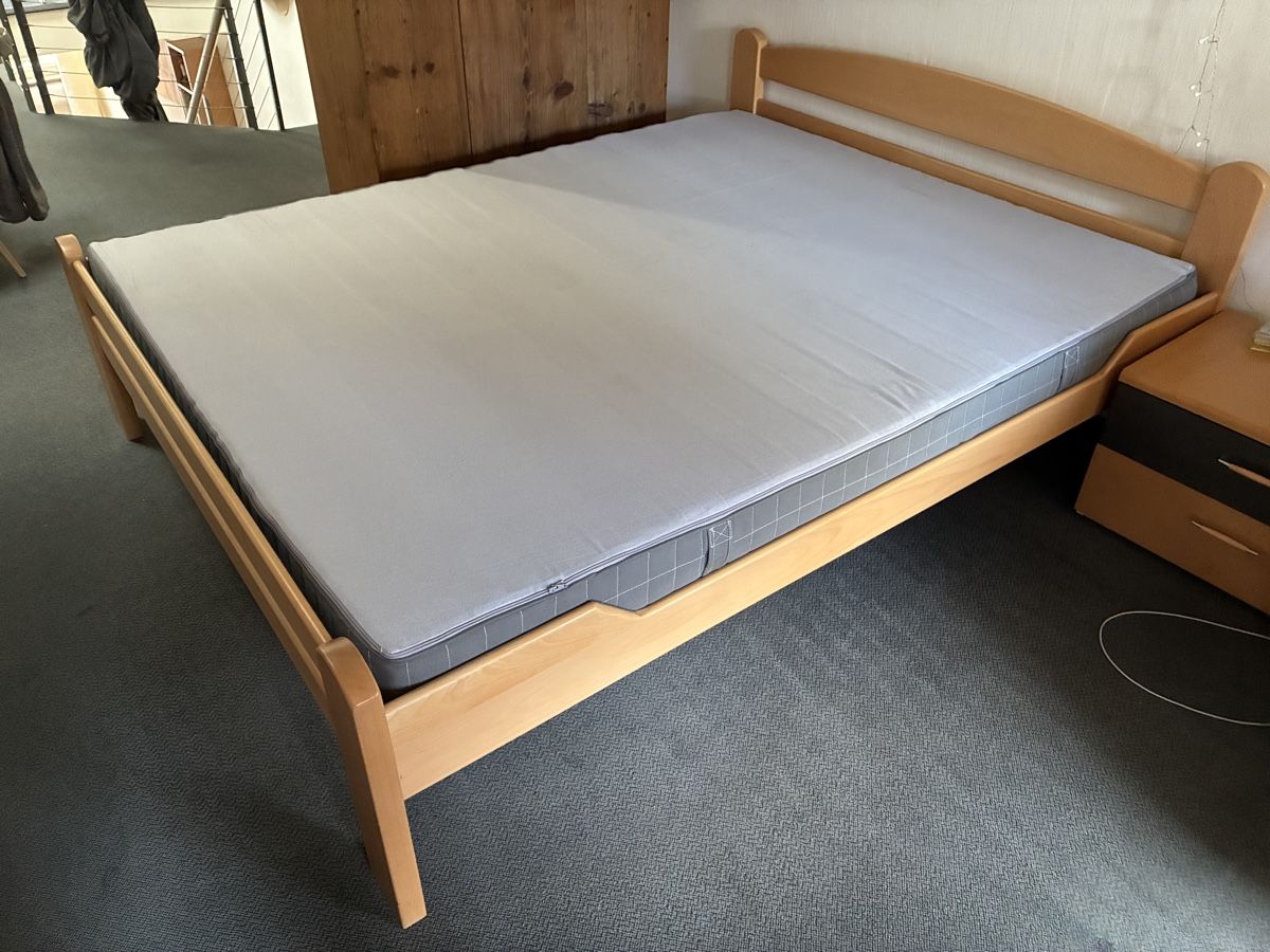 Betten: Bett masiv Buche 160 x 200cm – Gebraucht aus Basel von Pschmi 3