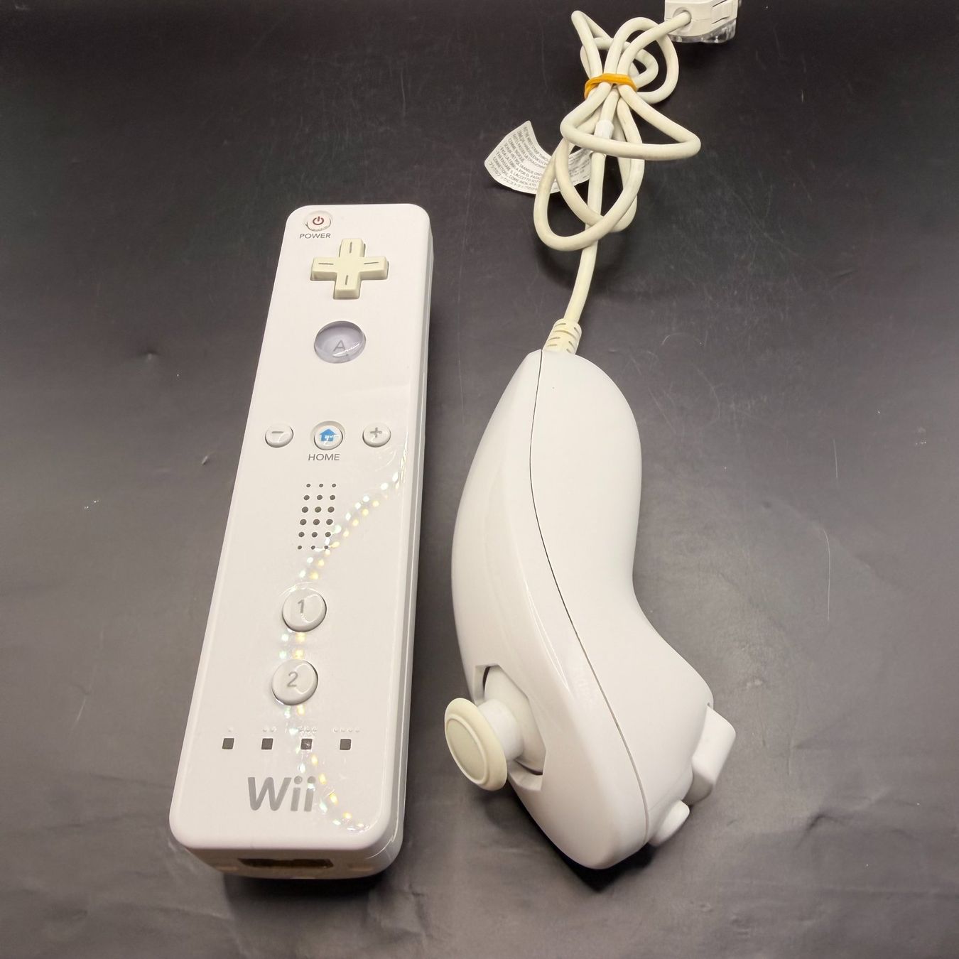 Nintendo Controller: Wii Remote mit Nunchuk Weiss – Usato da Düdingen venduto da Nerdworld