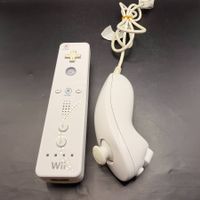 Wii Remote mit Nunchuk Weiss