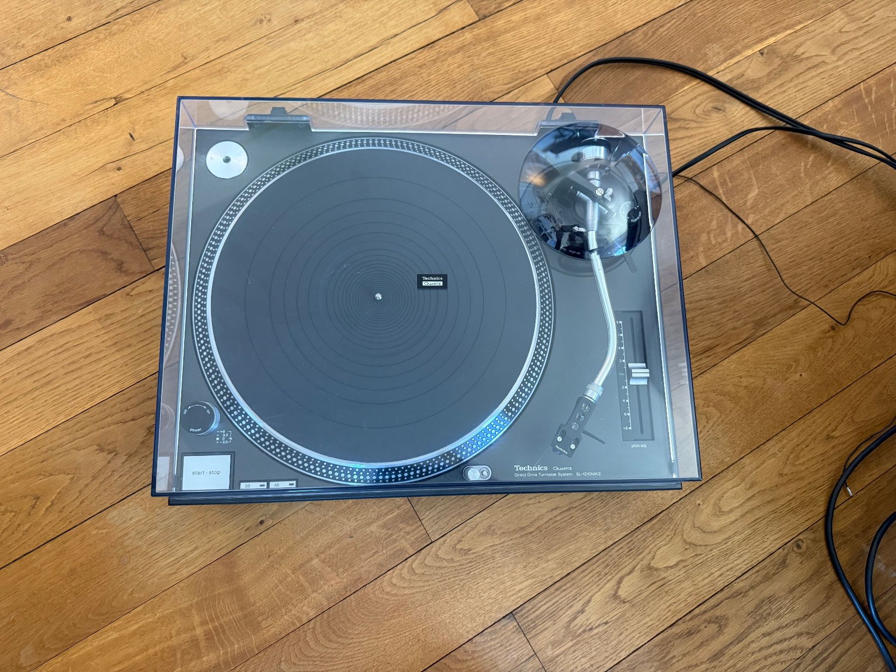 Technics Tourne-disques: Technics SL-1210MK2 – D'occasion à Zürich par Gespraechspartner