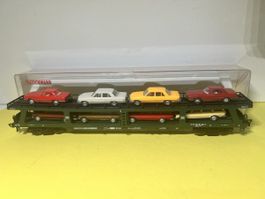 Fleischmann Autotransporter mit 8 Wiking Mercedes in HO Glei