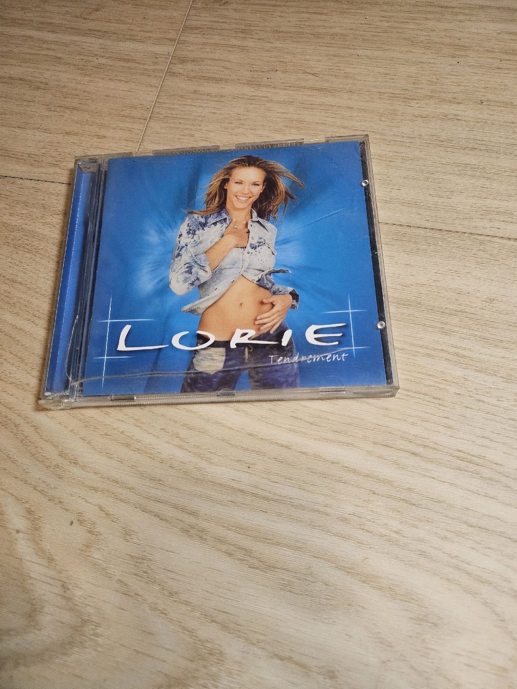 CD: CD Lorie "Tendrement" occasion – Usato da La Joux FR venduto da car_ck96