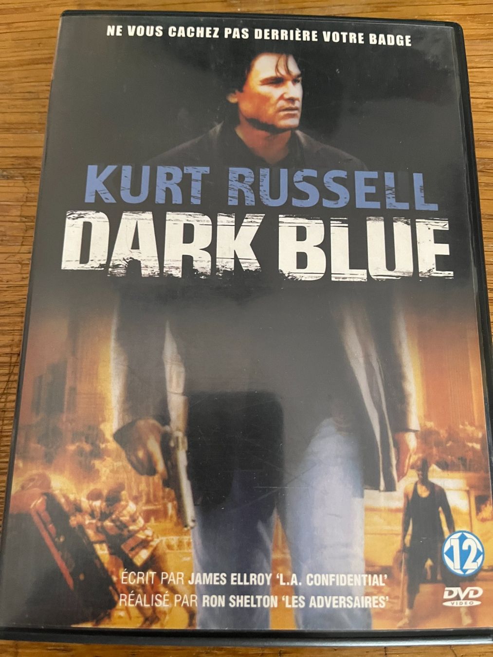 Tutti i DVDs: Dark Blue (2002, DVD, Kurt Russel) – Usato da Vevey venduto da zecollector