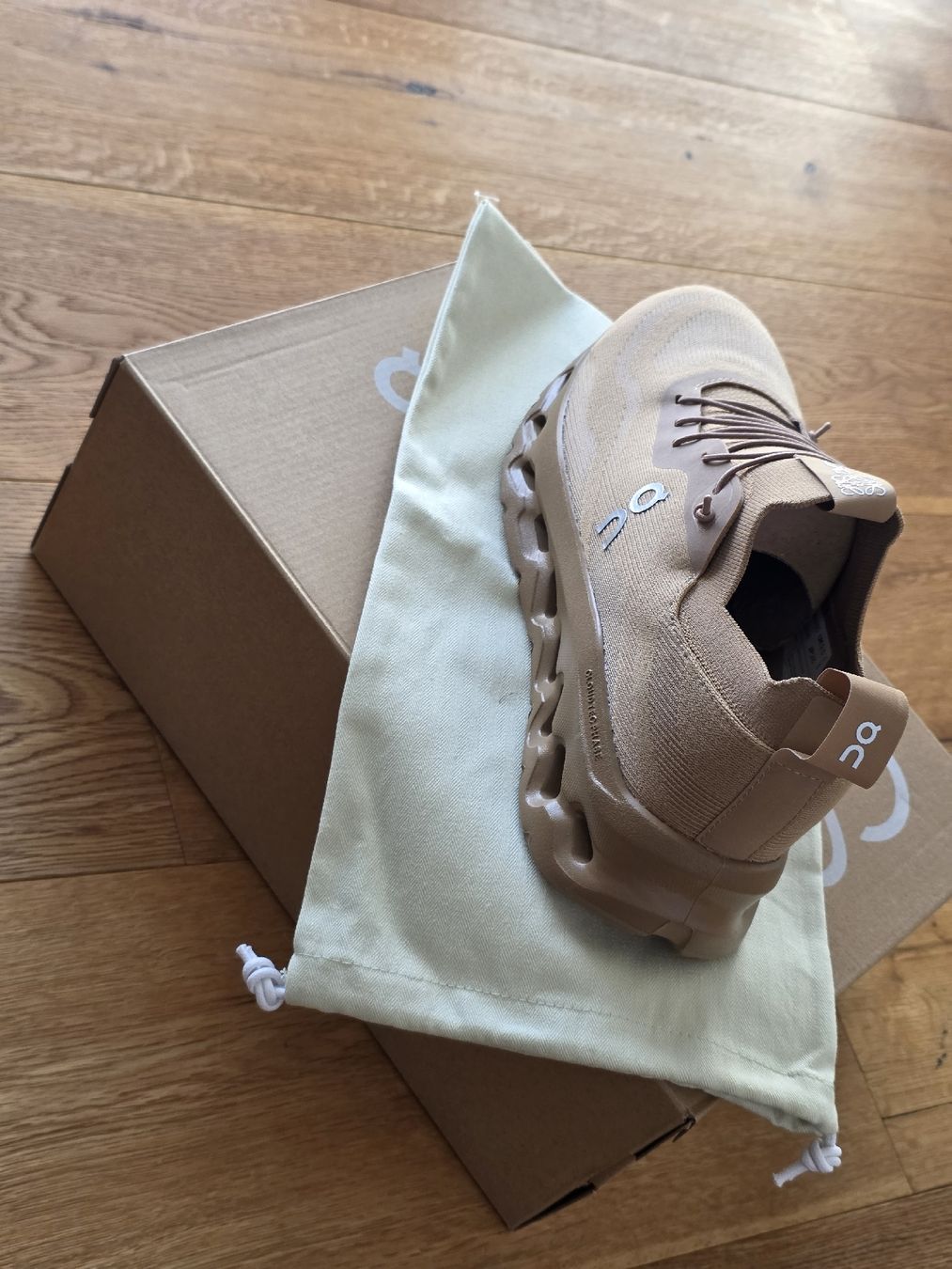 On Scarpe da uomo: On X Loewe Cloudtilt Originalverpackt Neu – Nuovo e nell'imballaggio originale da Eschenbach SG venduto da Silvio-96 4