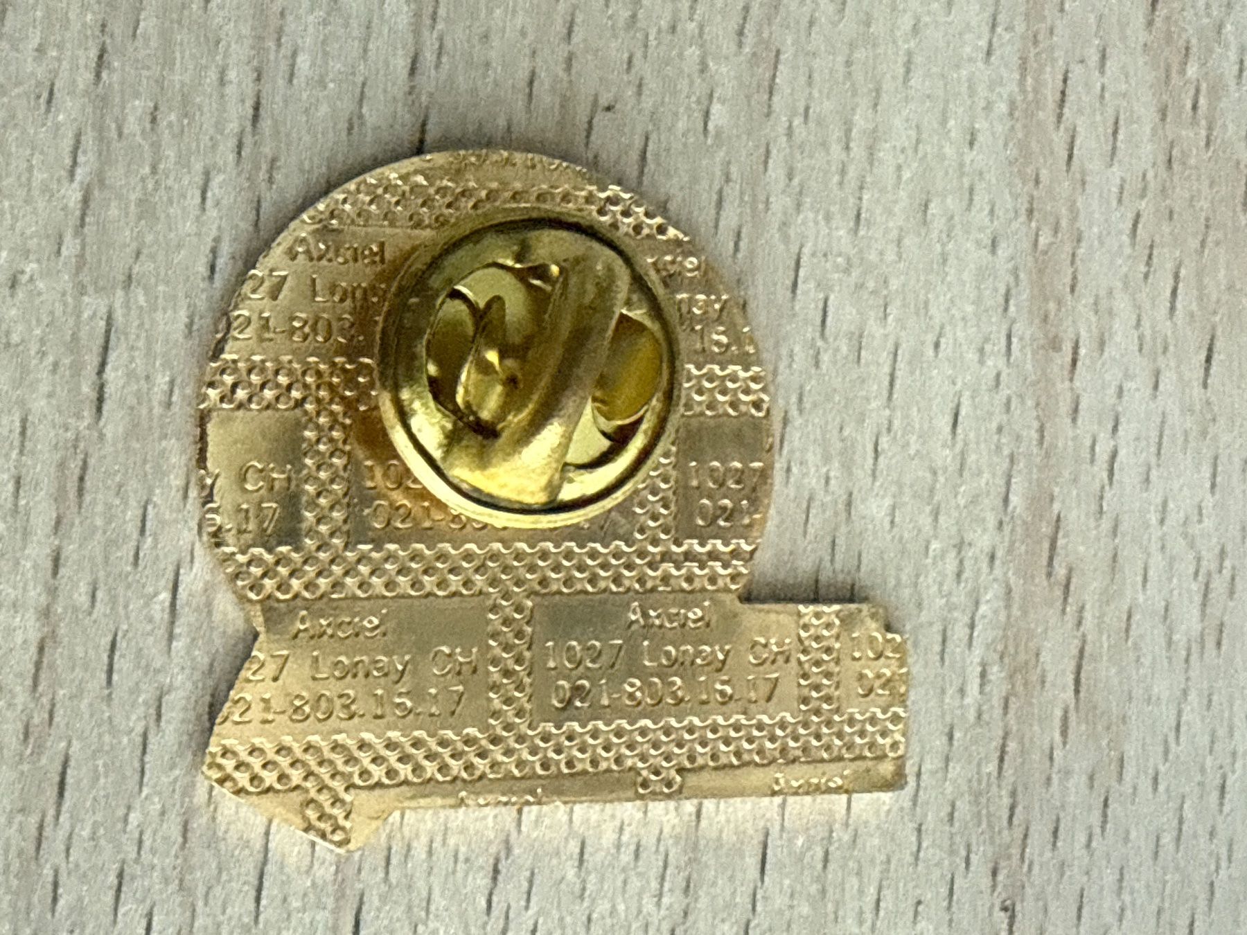 Placchette & Badge: Pin Tupperware – Usato da Glattbrugg venduto da Schweigmatt 1