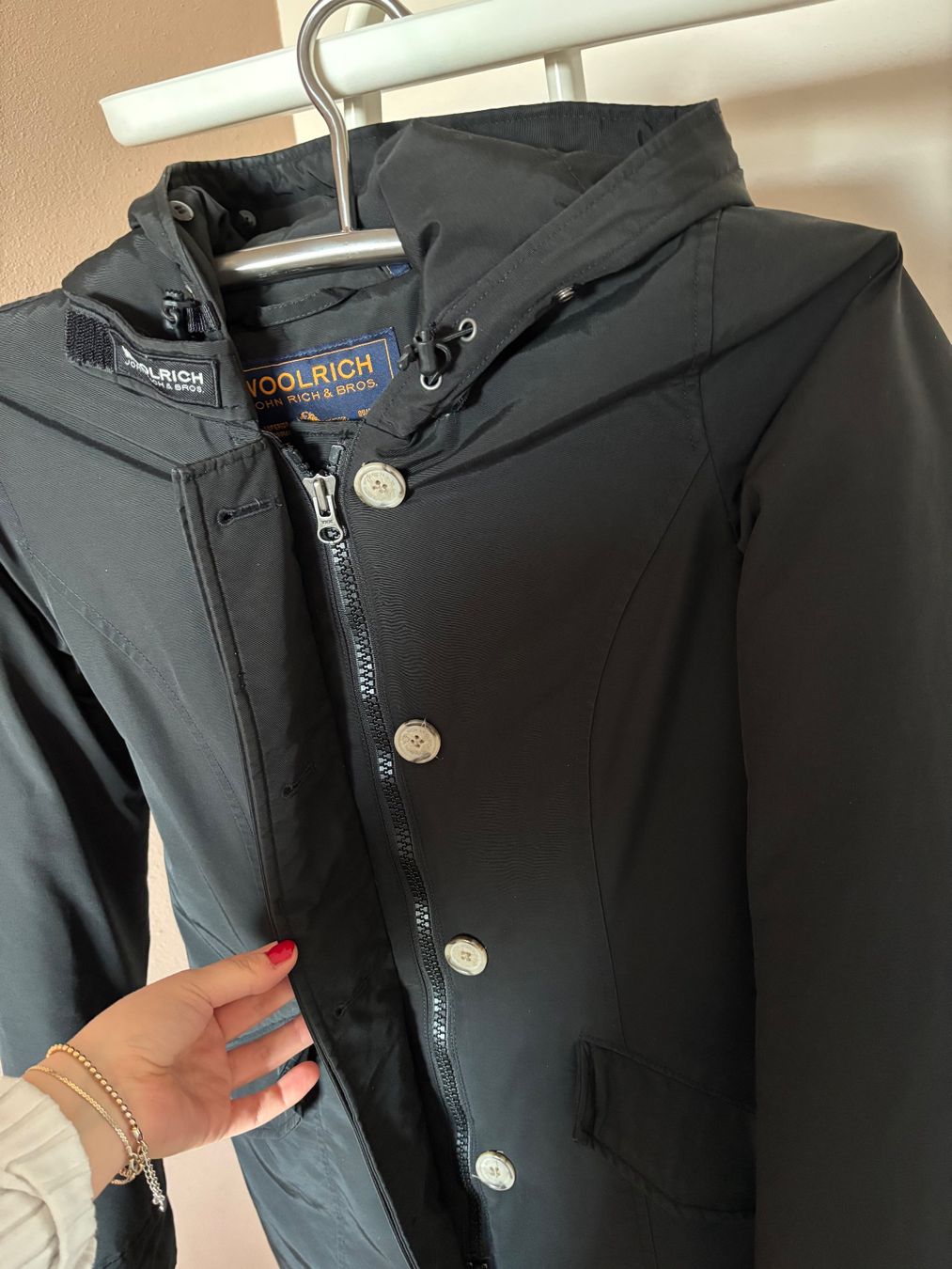 Woolrich Giacche: Woolrich Damen Winterjacke Parka Schwarz Gr. XS – Usato da Buchrain venduto da Fabs279 4