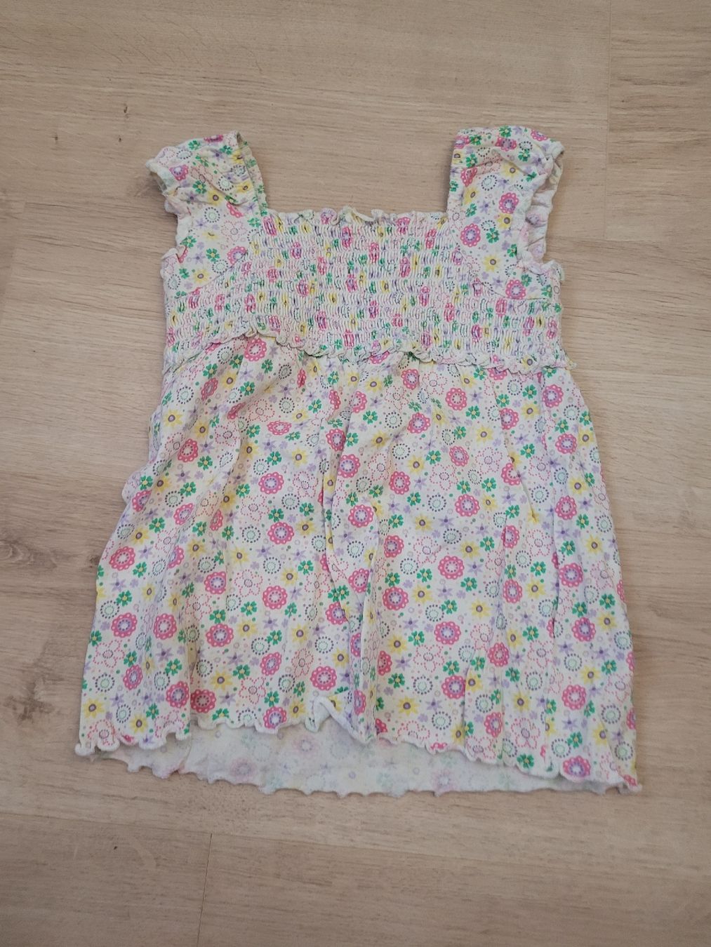Vestiti & Gonne: röckli/shirt Gr. 86 – Usato da Lupsingen venduto da sta_wgg5