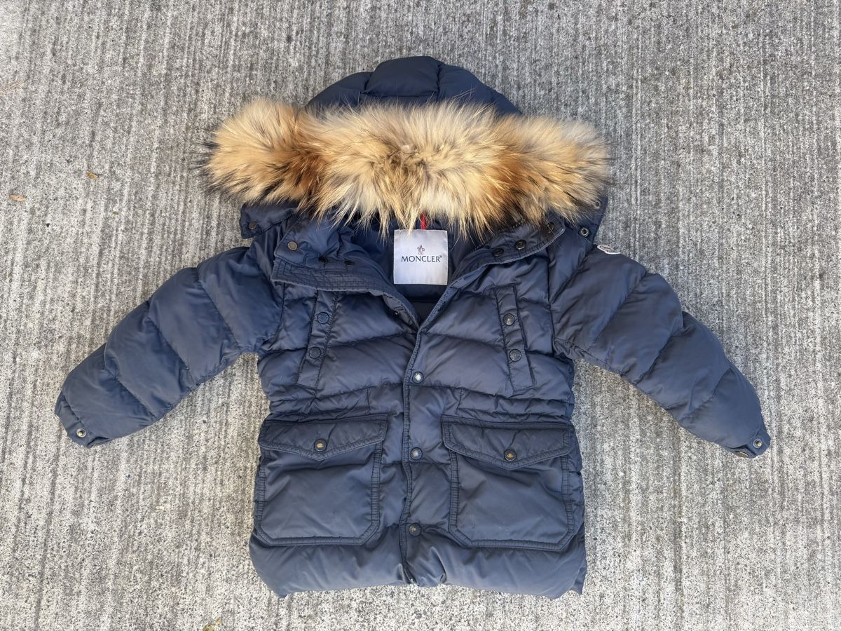 Moncler Giacche & Cappotti: MONCLER Daunenjacke 98 – Usato da Zürich venduto da eliirs