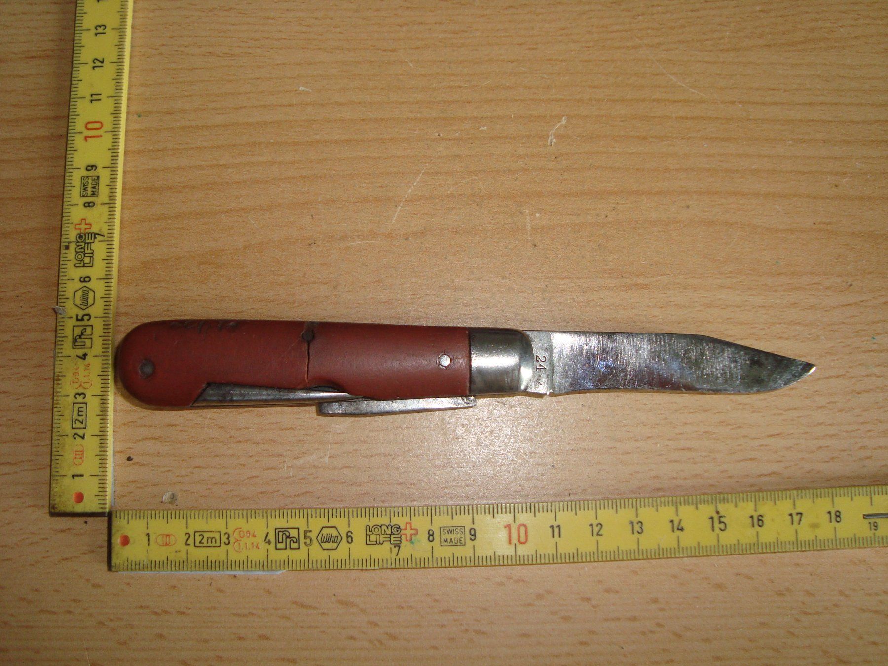 Schweizer Armee Taschenmesser: Soldatenmesser Elsener 24 – Gebraucht aus Vordemwald von tinumesser 1