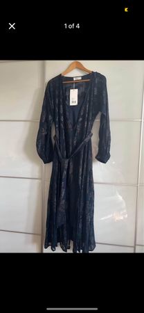 Navy & Gold Maxi Dress, Size S, Perfect for Fall!