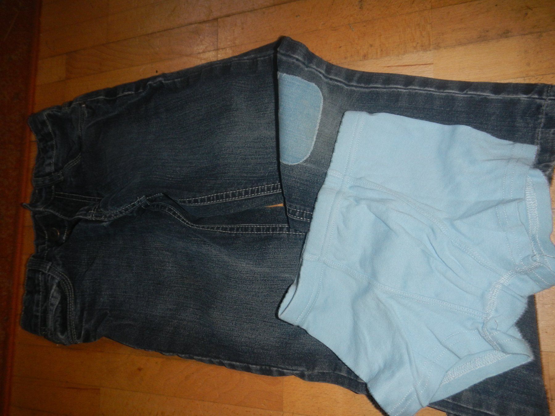Pantaloni: Jungen Jeans – Usato da Bronschhofen venduto da happynews2018