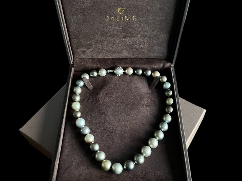 Set Diamond and Grey Cultured Pearl Necklace Earrings (Gebraucht