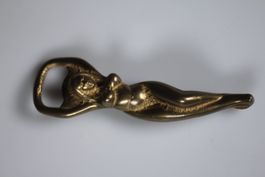 Flaschenöffner Frau Messing Vintage 12 cm
