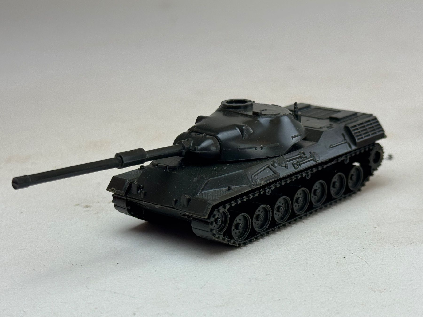 Modellini d'auto: VE1- Roco Militär Leopard Panzer – Usato da Elm venduto da Wikmtz