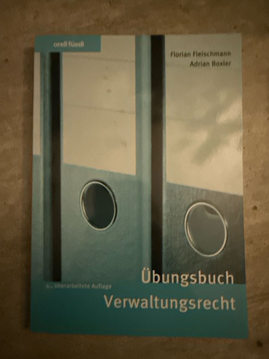 Libri: Übungsbuch Verwaltungsrecht – Nuovo (secondo la descrizione) da Bern venduto da eli_qb68