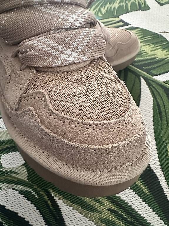 Chaussures femmes: Ugg lowmel send – Neuf avec emballage d'origine à Verscio par noe_6nz7 2