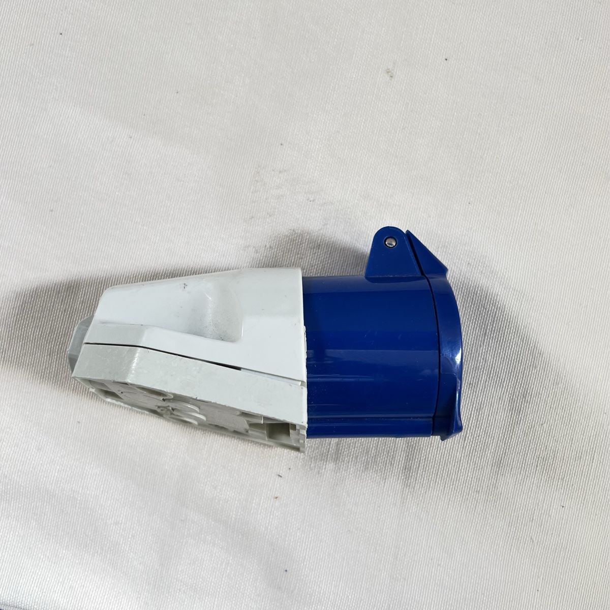 Walther Stecker: AP steckdose 16A – Gebraucht aus Winterthur von Fredy972