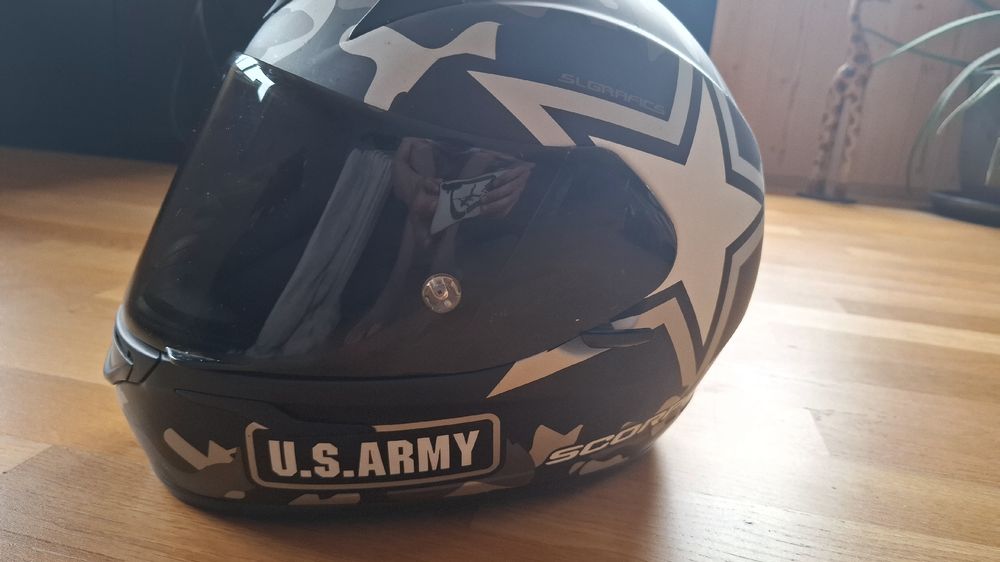 Casques & visières: Motorrad Helm Scorpion – D'occasion à Eriz par tomes61