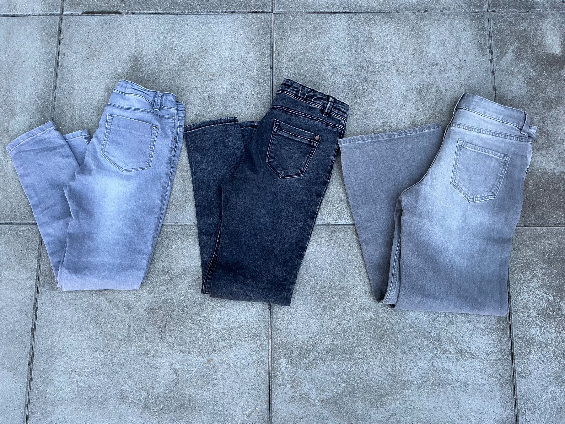 Pantaloni: 3 x Kinder Jeans Gr. 146+152 – Usato da Sarmenstorf venduto da Snail83 1
