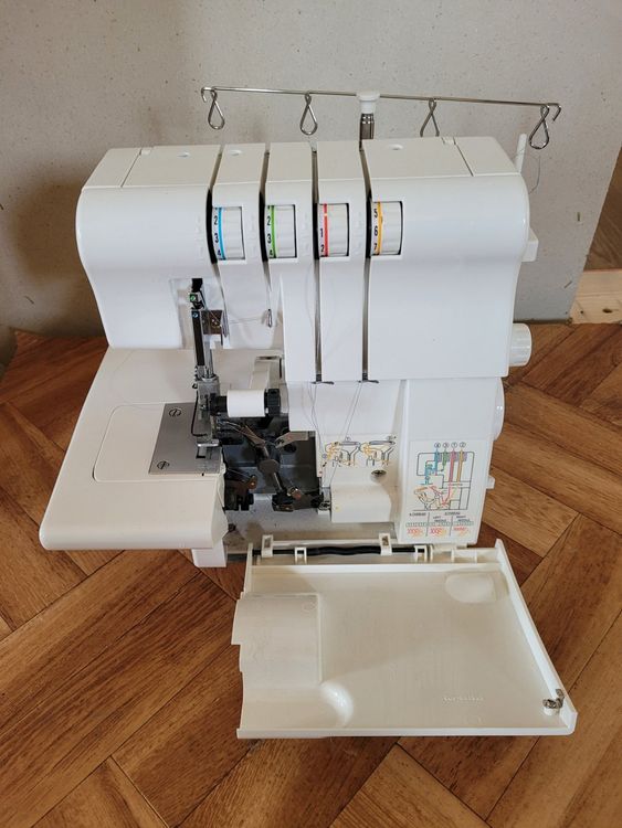 Overlock Singer Nähmaschine defekt | Kaufen auf Ricardo