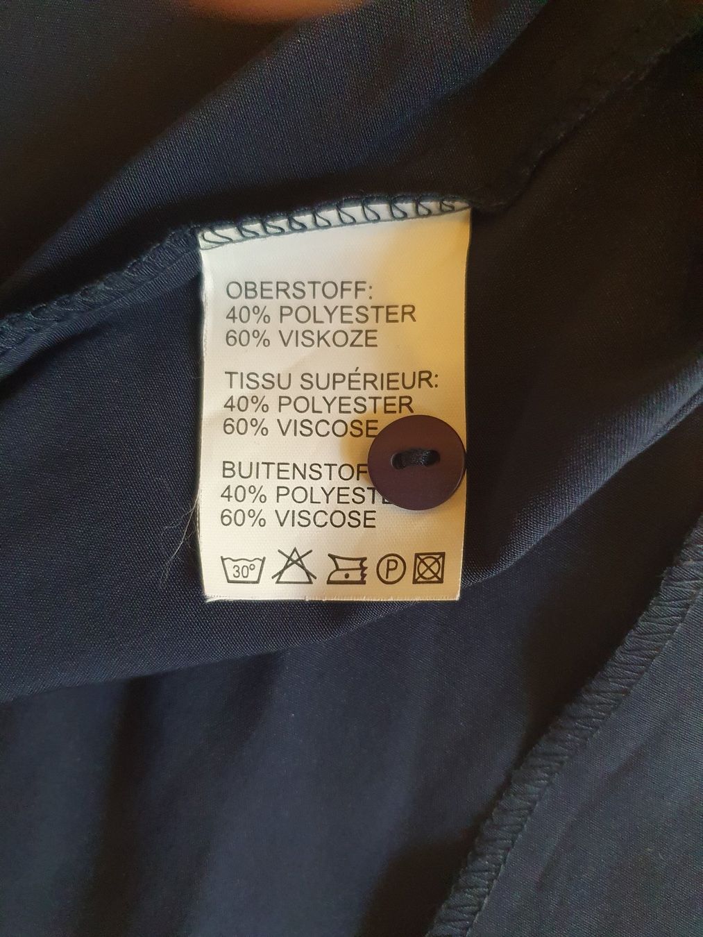 Camicette: Damenbluse Grösse 40 – Usato da Zürich venduto da loosebone 2
