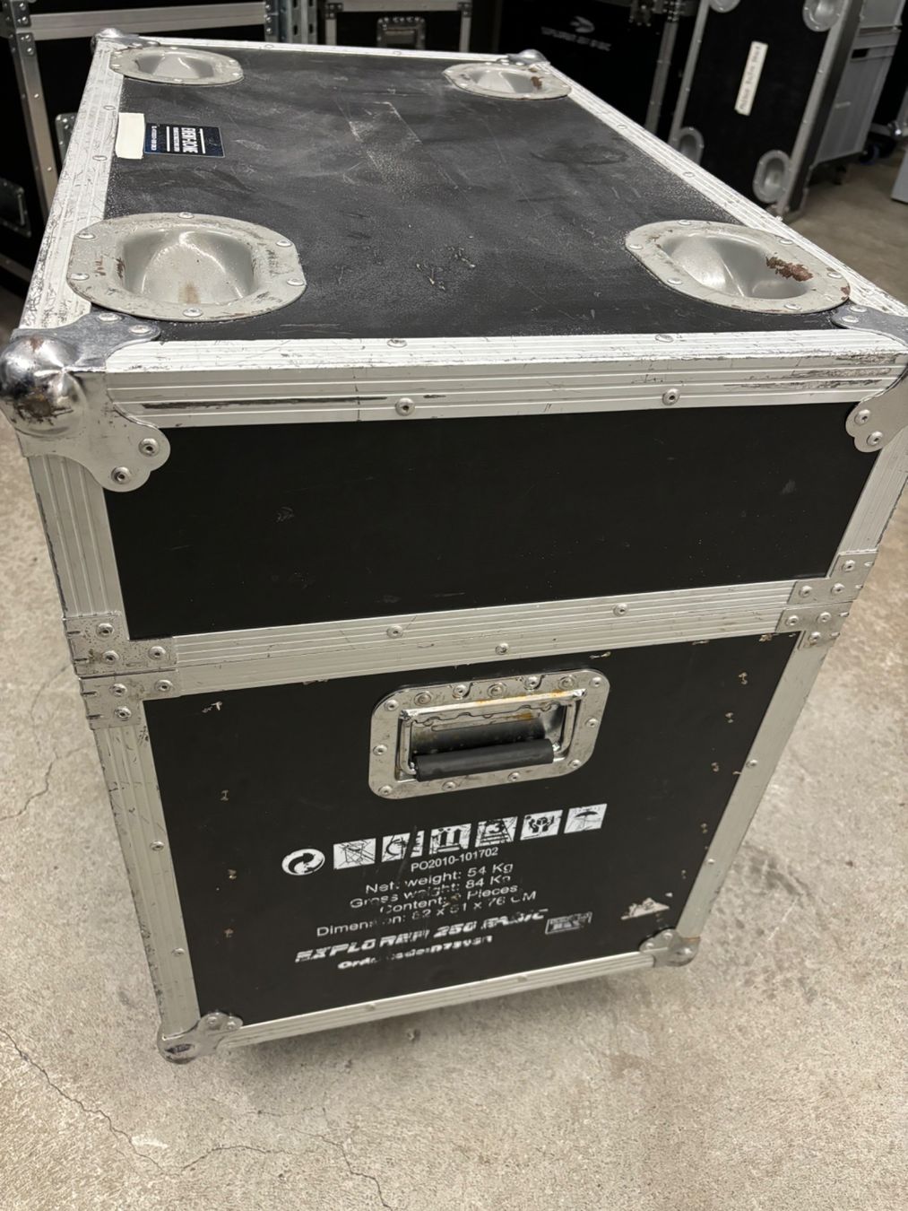 Valigie: Case mit Rollen – Usato da Waltenschwil venduto da Event-Zone 2