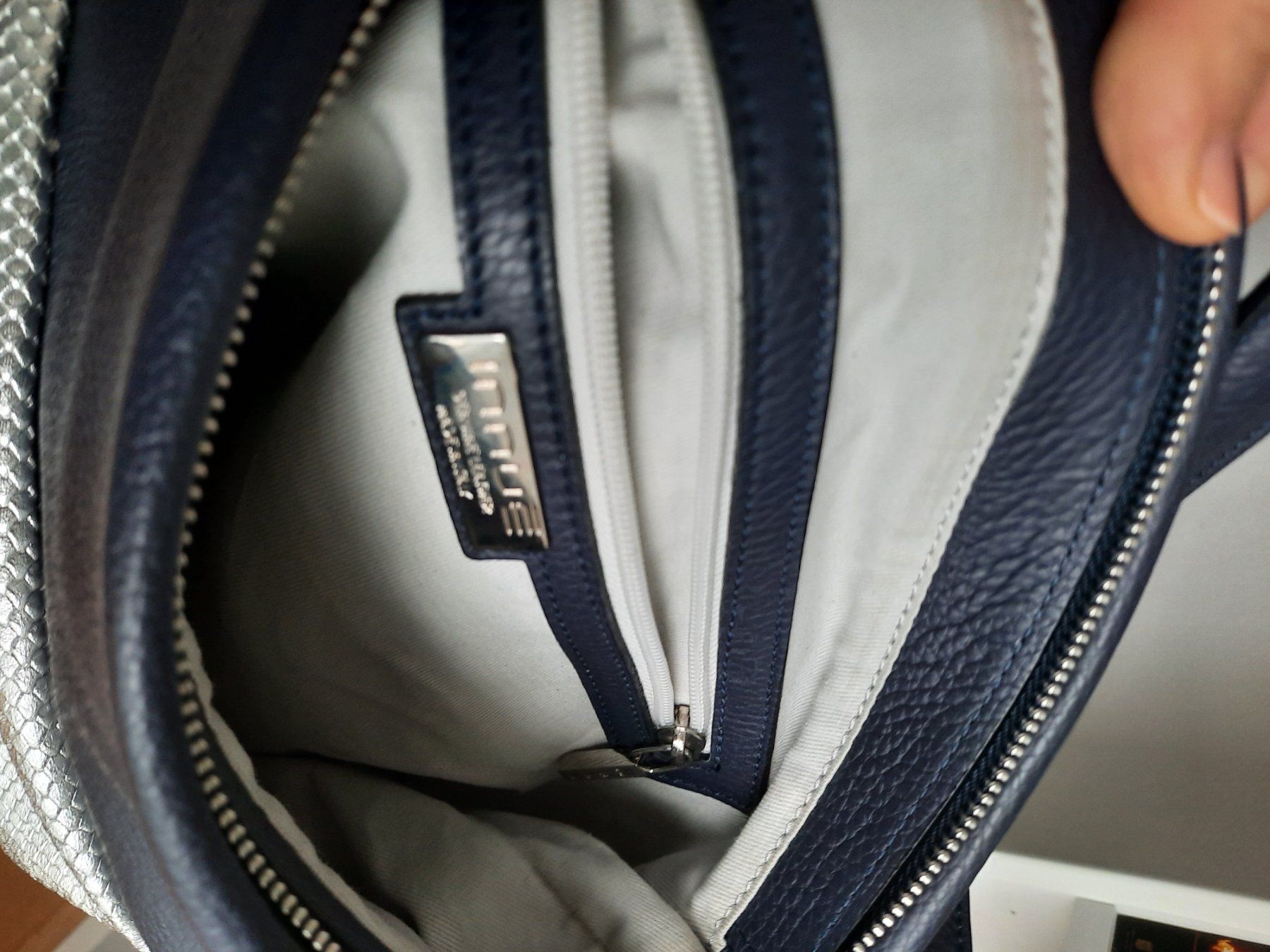 Borse da donna: Mehrfarbige Ledertasche – Usato da Zug venduto da Alpenrose353 3