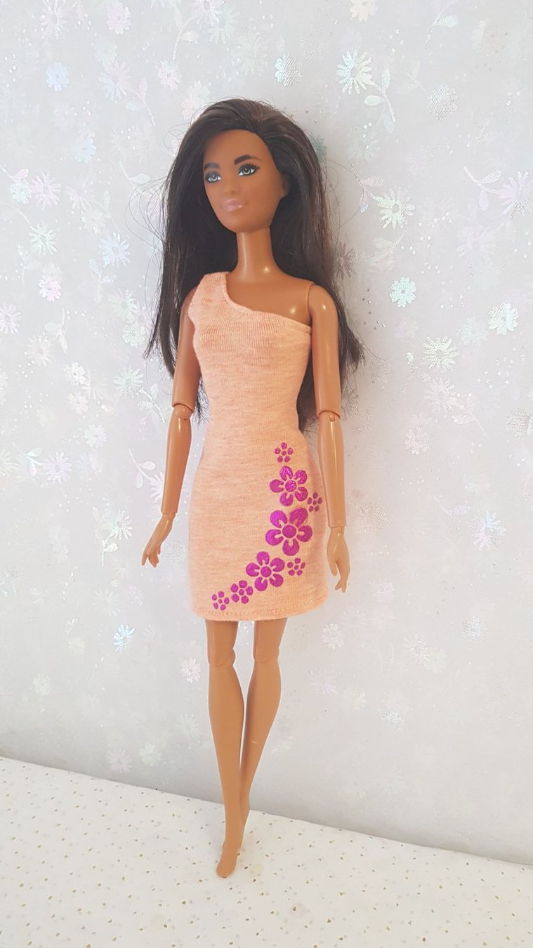 Puppen: Barbie Kleid – Neu (gemäss Beschreibung) aus Lachen SZ von Sakura4hime 1