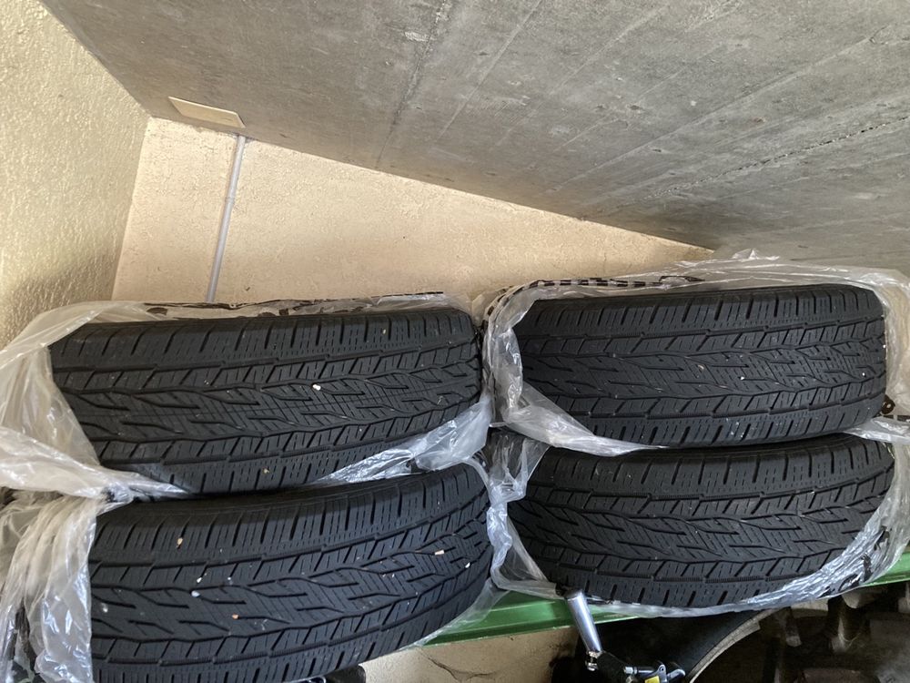 Continental Pneus & Roues: Pneus  255/60 R18 H XL  4Stück – D'occasion à Wetzikon ZH par Rescanv6 4