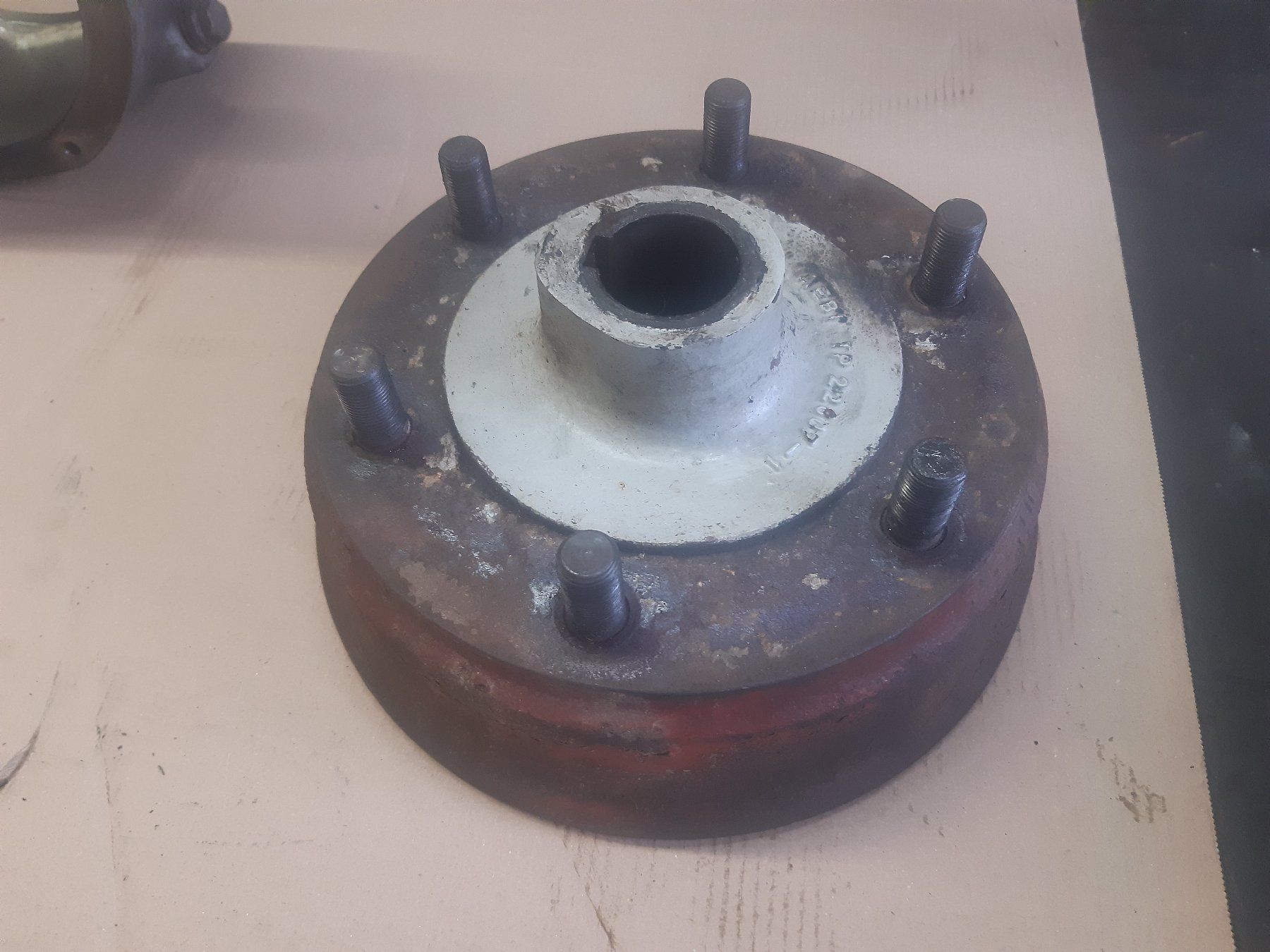 Aebi Altro per industria metallurgica: Aebi TP 45 Hinterachsteile aus Abbruchmaschine – Usato da Ganterschwil venduto da abmasch 1