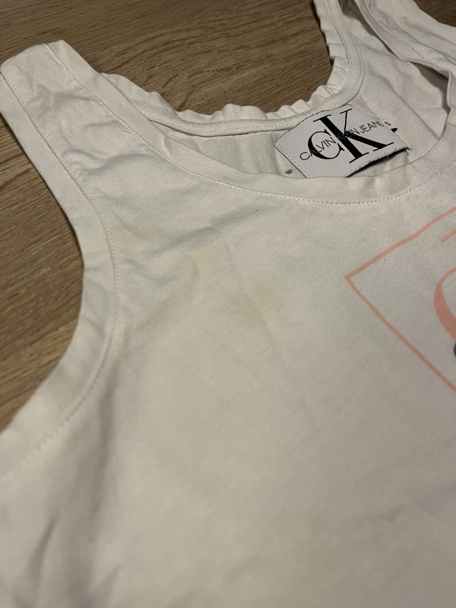 Calvin Klein T-shirts: Calvin Klein Shirt Grösse S – D'occasion à Pfäffikon ZH par Carmen_hcd 1