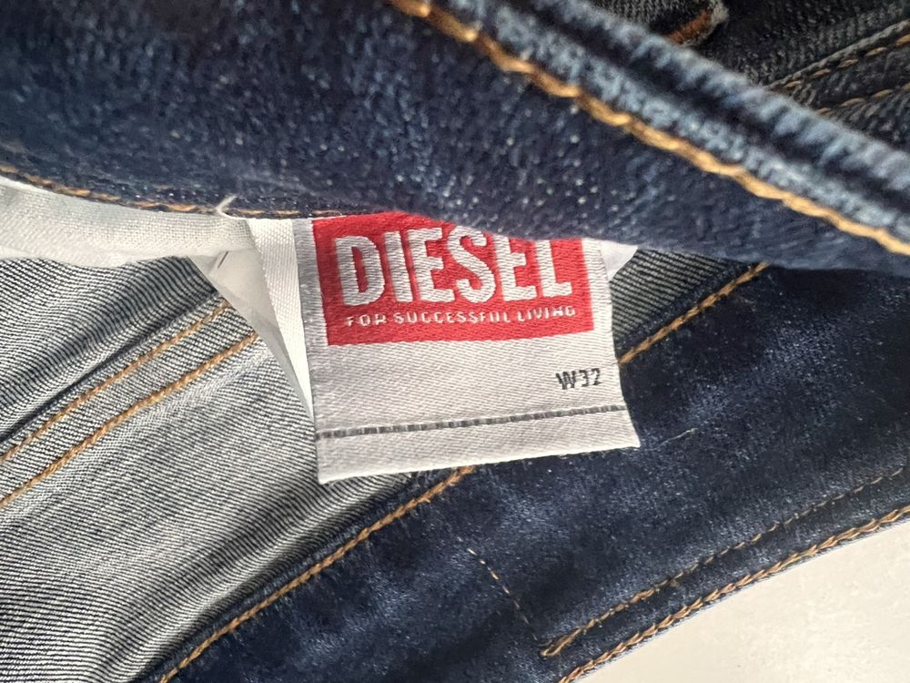 Diesel Jeans: Diesel Herren Jeans Modell SLEENKER – Usato da Hochfelden venduto da rpagliaro 2