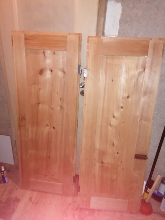 2 Holztüren für Bastler oder Deko im Garten Kaufen auf Ricardo