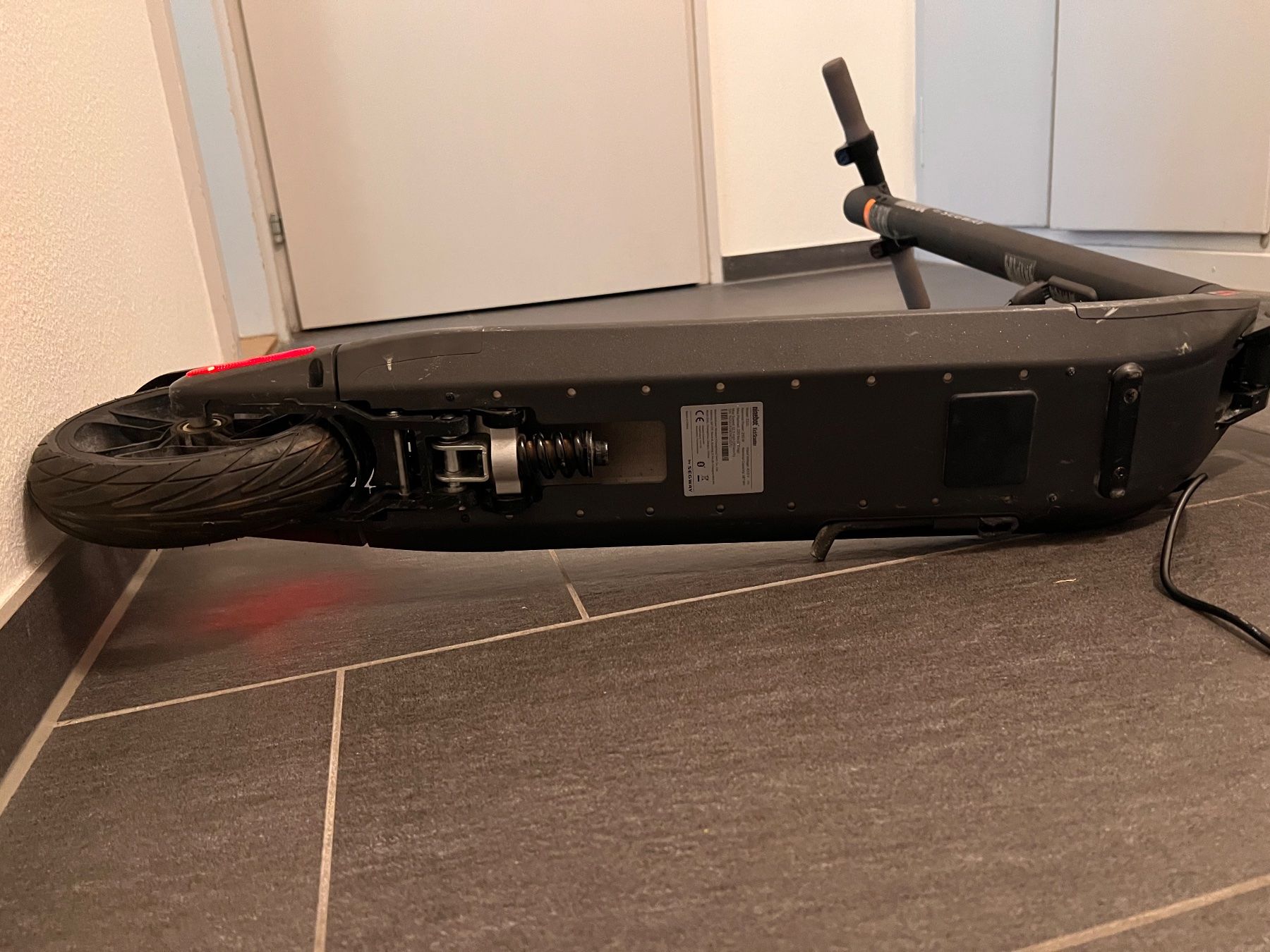 Segway Kickboard: Ninebot KickScooter ES2L by Segway – D'occasion à Zürich par ni7_7xfw 6