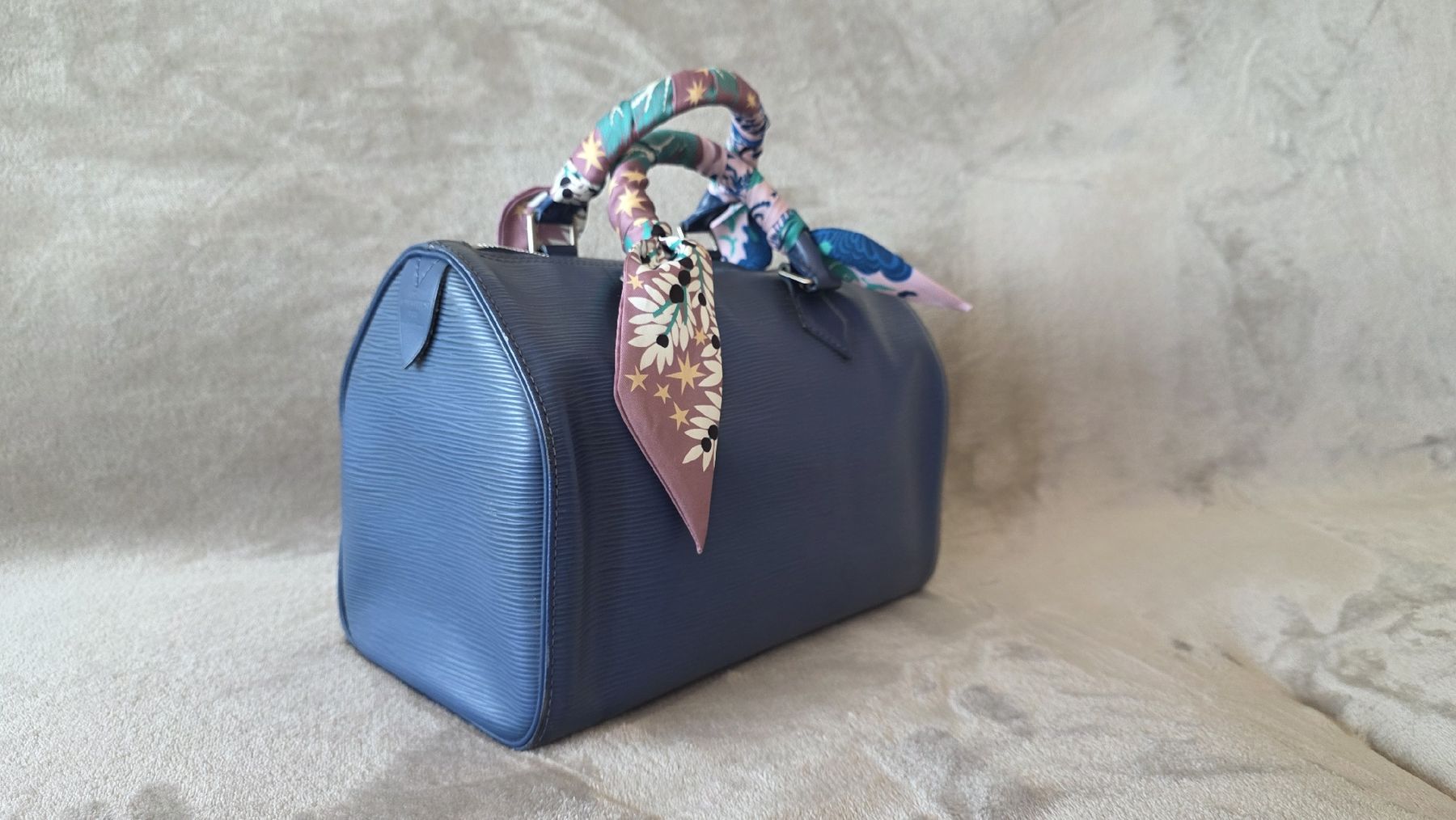Louis Vuitton Borse da donna: Louis Vuitton Speedy bleu – Usato da Morges venduto da ShoppingTherapy 2