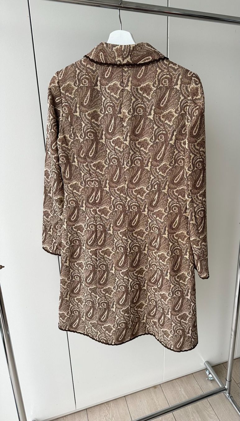 Cappotti: Mantel beige mit gold verziert – Nuovo (secondo la descrizione) da Brissago venduto da ChPa1967 1