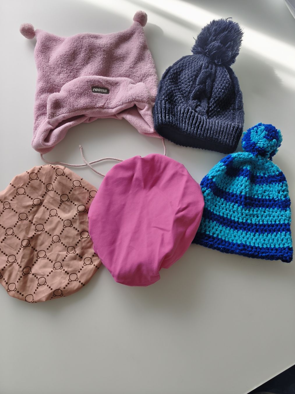 Altro abbigliamento per bambina: Verschieden Kopfbedeckung – Usato da Schwarzenbach LU venduto da killer08
