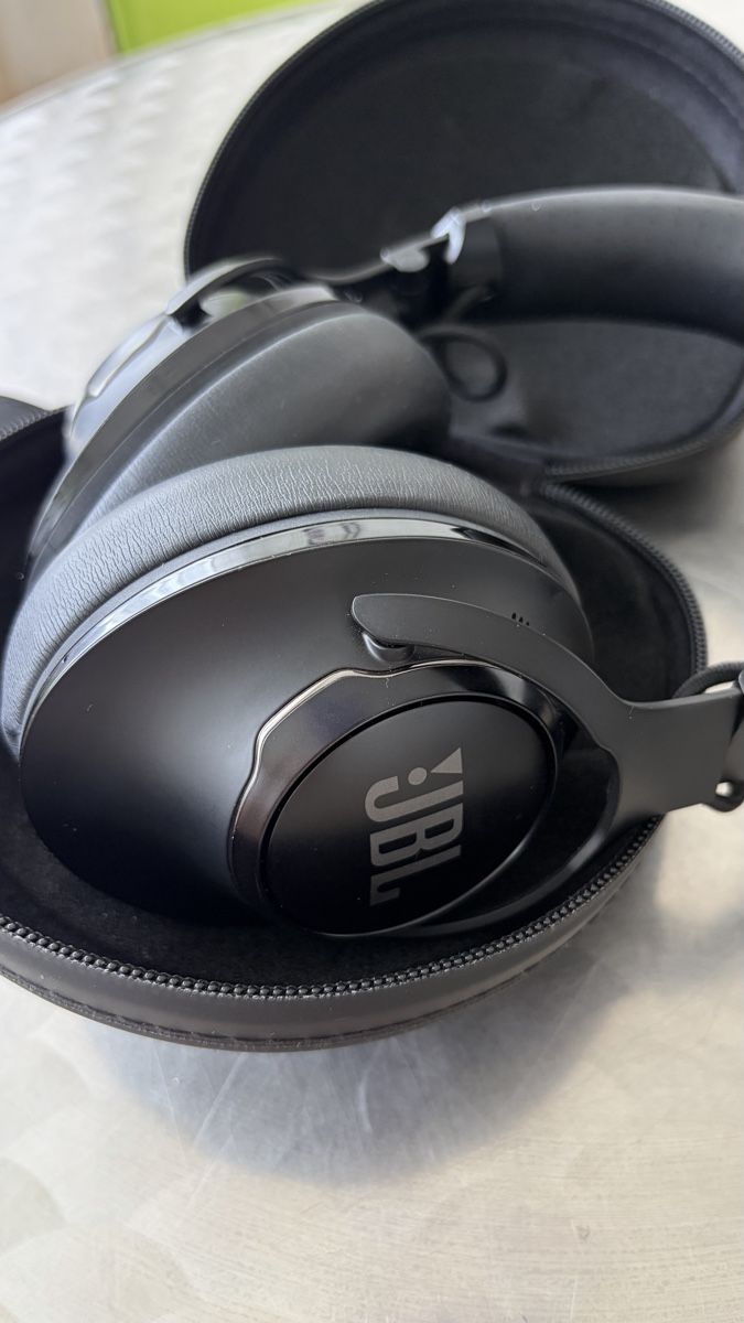 JBL Casques audio: JBL Over-Ear Bluetooth Kopfhörer – Neuf (Voir description) à Bern par ece_nxk7