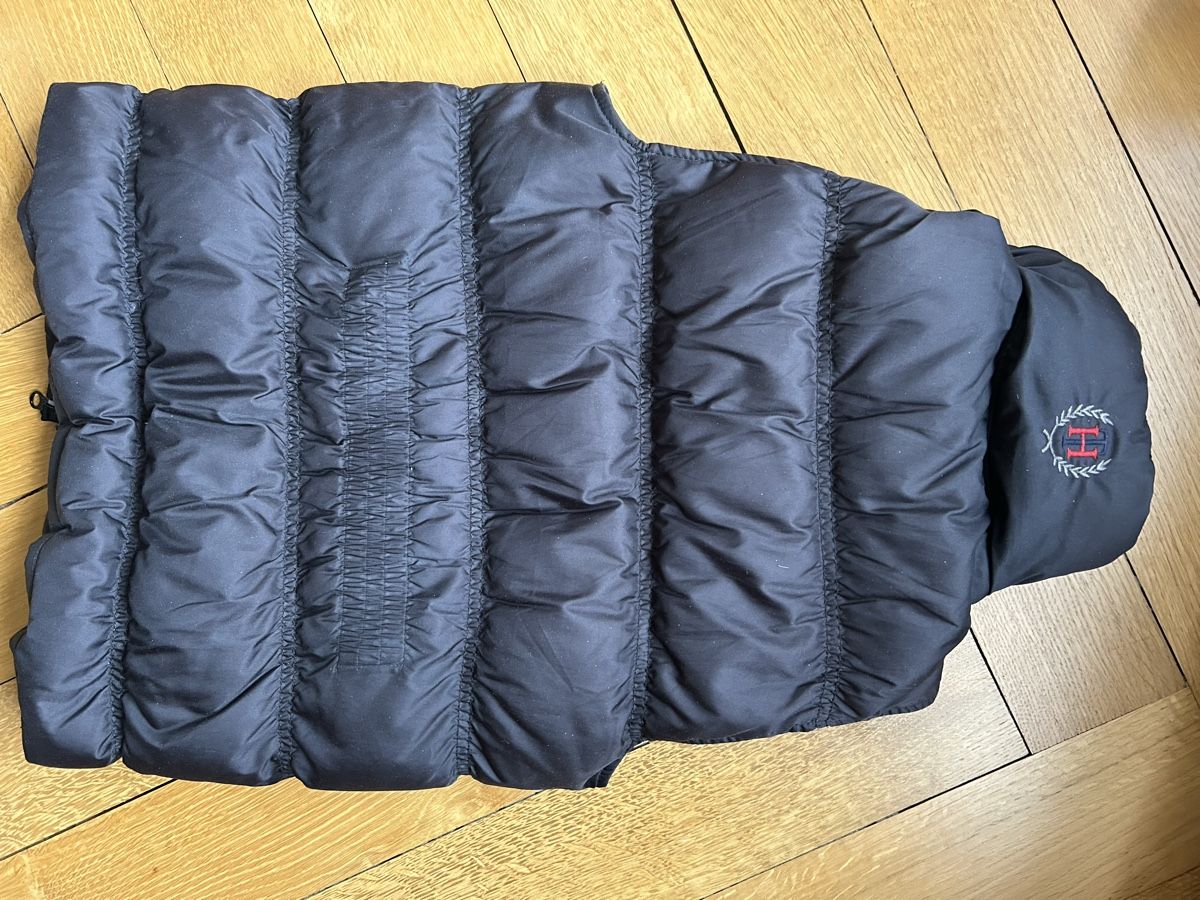 Tommy Hilfiger Gilet & Giacche senza maniche: Tommy Hilfiger Steppweste schwarz Grösse S  – Usato da Bern venduto da tschaesiii 2