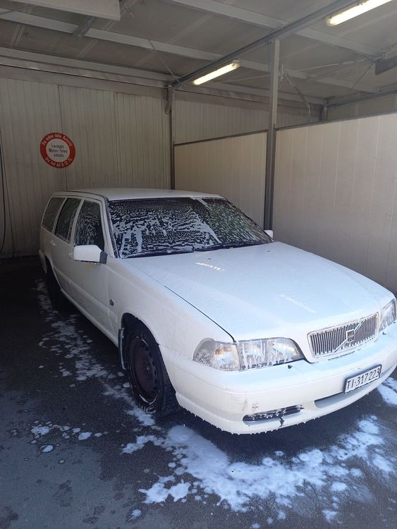 Volvo v70 2.4 benzin