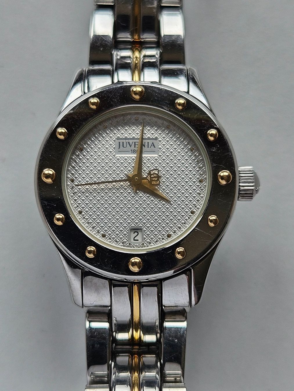 Juvenia Uhren: 395 Juvenia Date Quartz Damenuhr – Gebraucht aus Berikon von mmm21