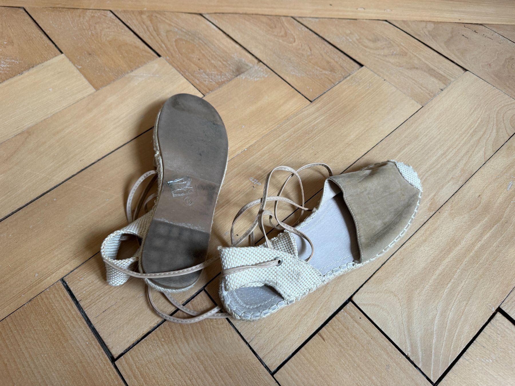 Scarpe da donna: CASSIS - Schnür-Espadrilles beige 40 – Usato da Zürich venduto da Diazaio 2