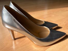 Evita Pumps silberfarben klassisch Grösse 37