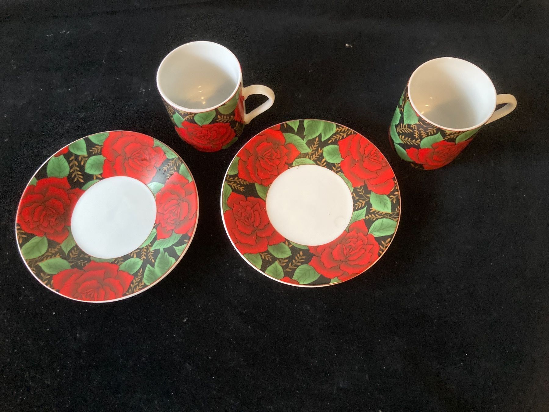 Tassen: 2 Mocca-Tässchen mit Rosen-Muster – Gebraucht aus Zürich von Chaeffeler 1