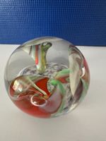 Boule floral abstrait en verre d'art vintage