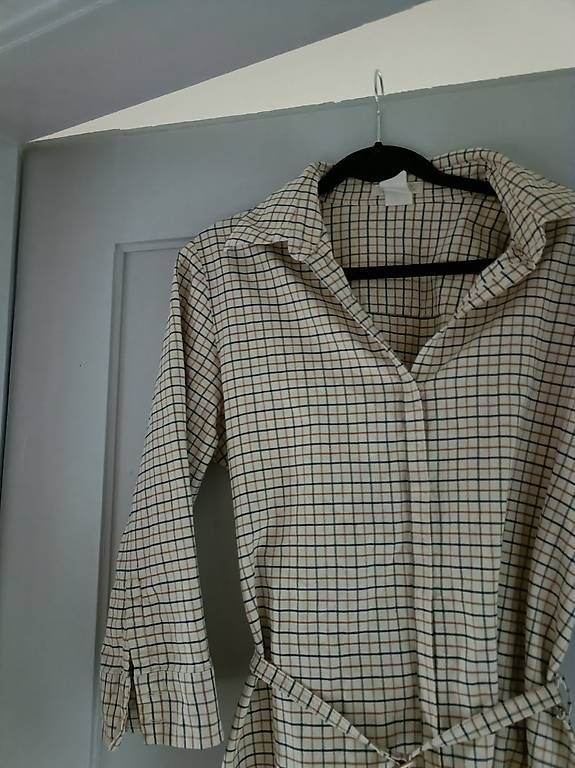 Robes: Süsses Kleid Gr. 38 – D'occasion à Sissach par jgt_6k76 1