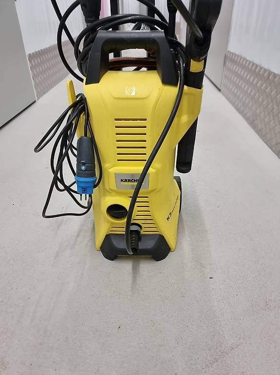 Idropulitrici ad alta pressione: KARCHER K3 power control – Usato da Orsières venduto da reg_9wmb