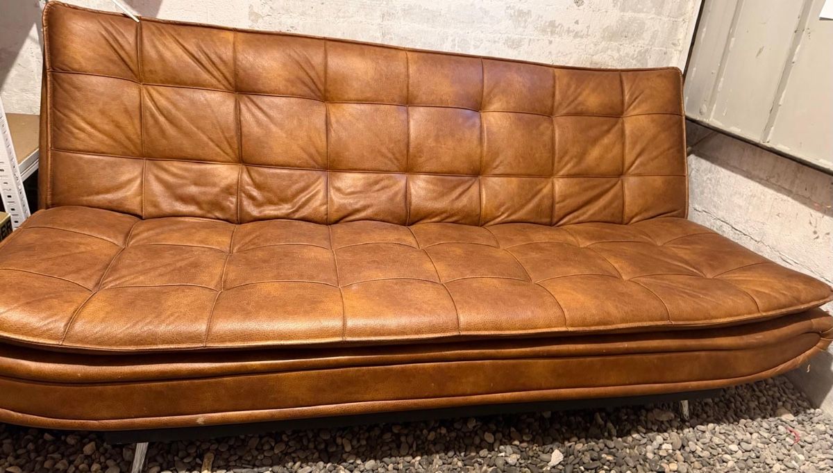 Sofas: couch  – D'occasion à Reinach BL par odo69