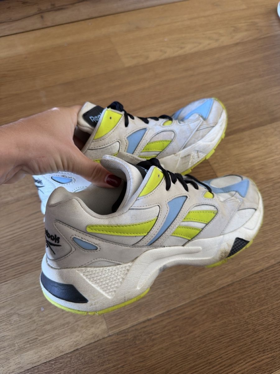 Reebok Herrenschuhe: Reebok sneakers nr.38 – Gebraucht aus Hausen AG von nik_9sg2 3